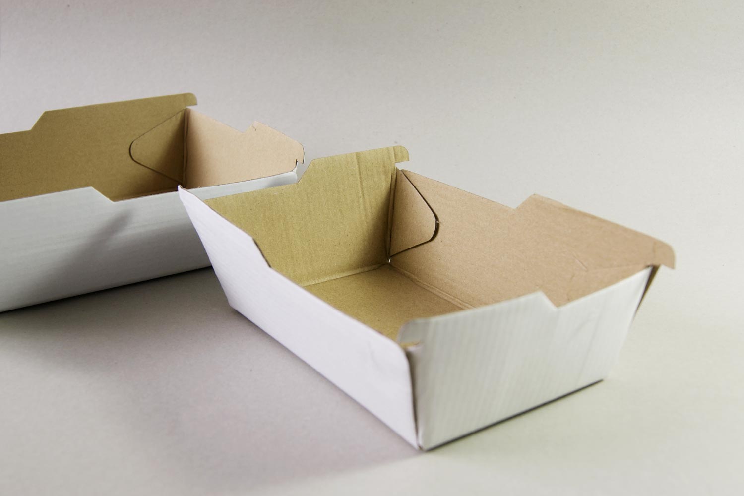 Flute tray packaging box