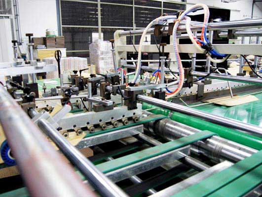 Auto Gluing Machine